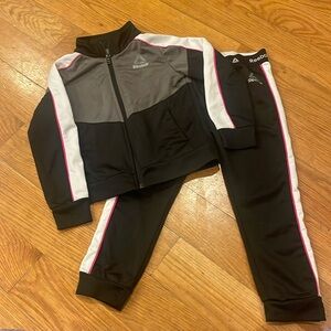 Girls Reebok tracksuit. Size 3T